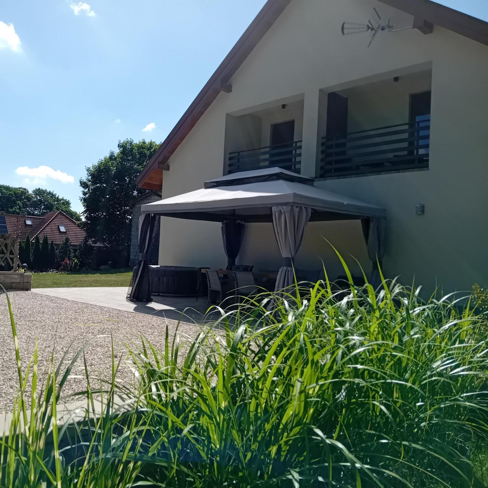 Pokoje Goscinne Sloneczny Klon Dabrowno Exterior foto